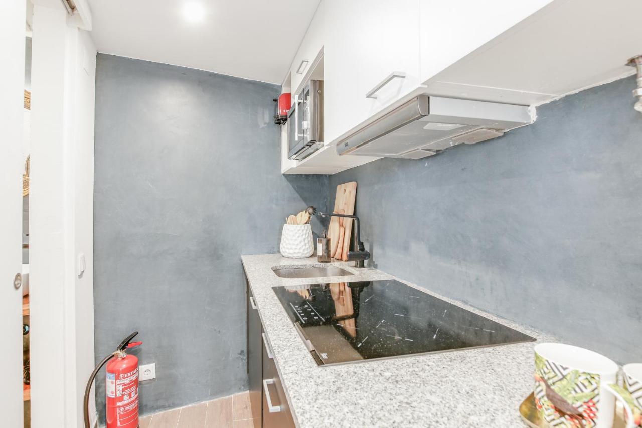 Alfama Lyfe Apartment Lisbon Luaran gambar