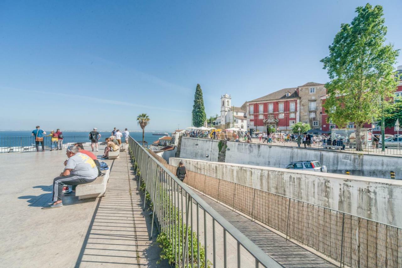 Alfama Lyfe Apartment Lisbon Luaran gambar