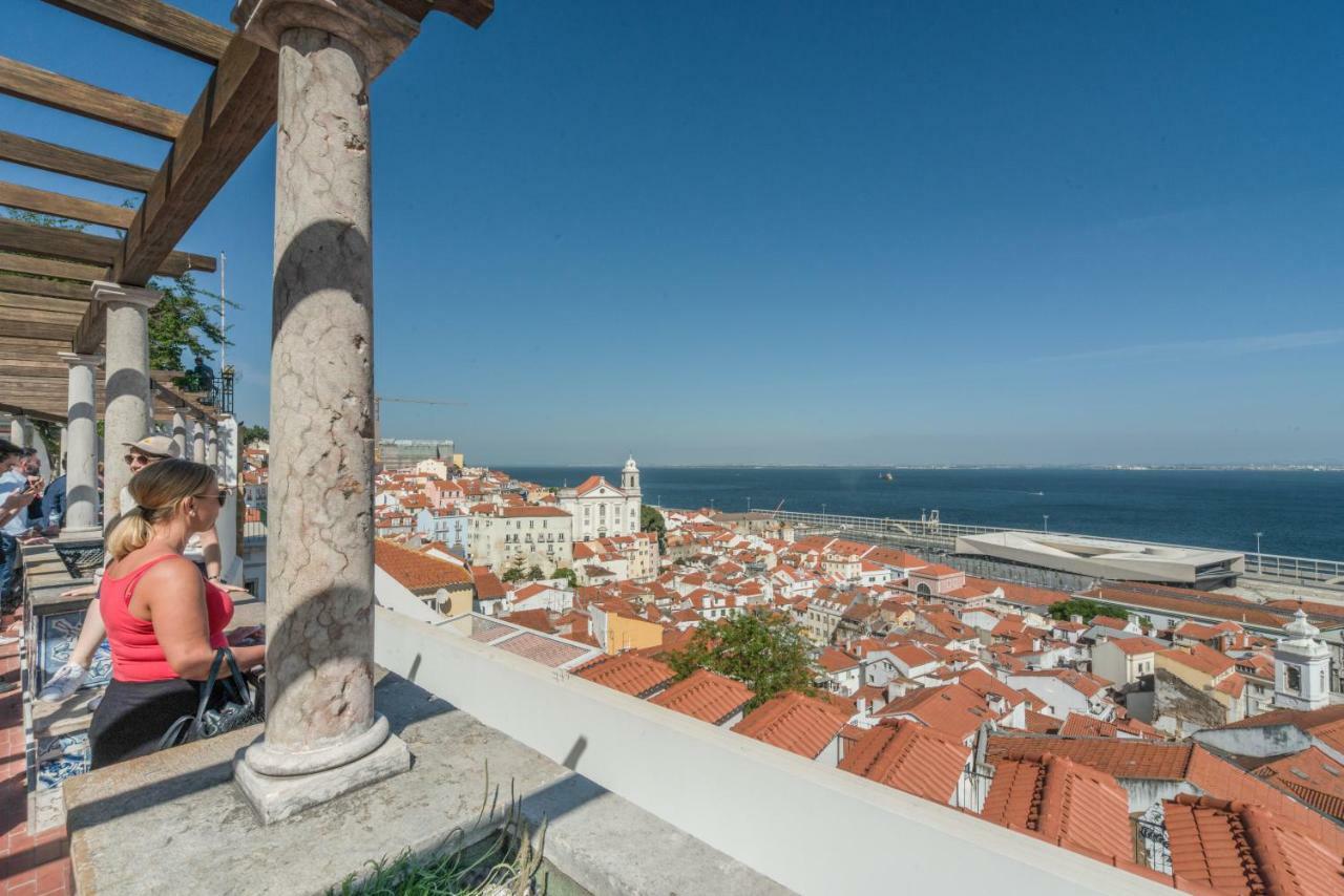 Alfama Lyfe Apartment Lisbon Luaran gambar