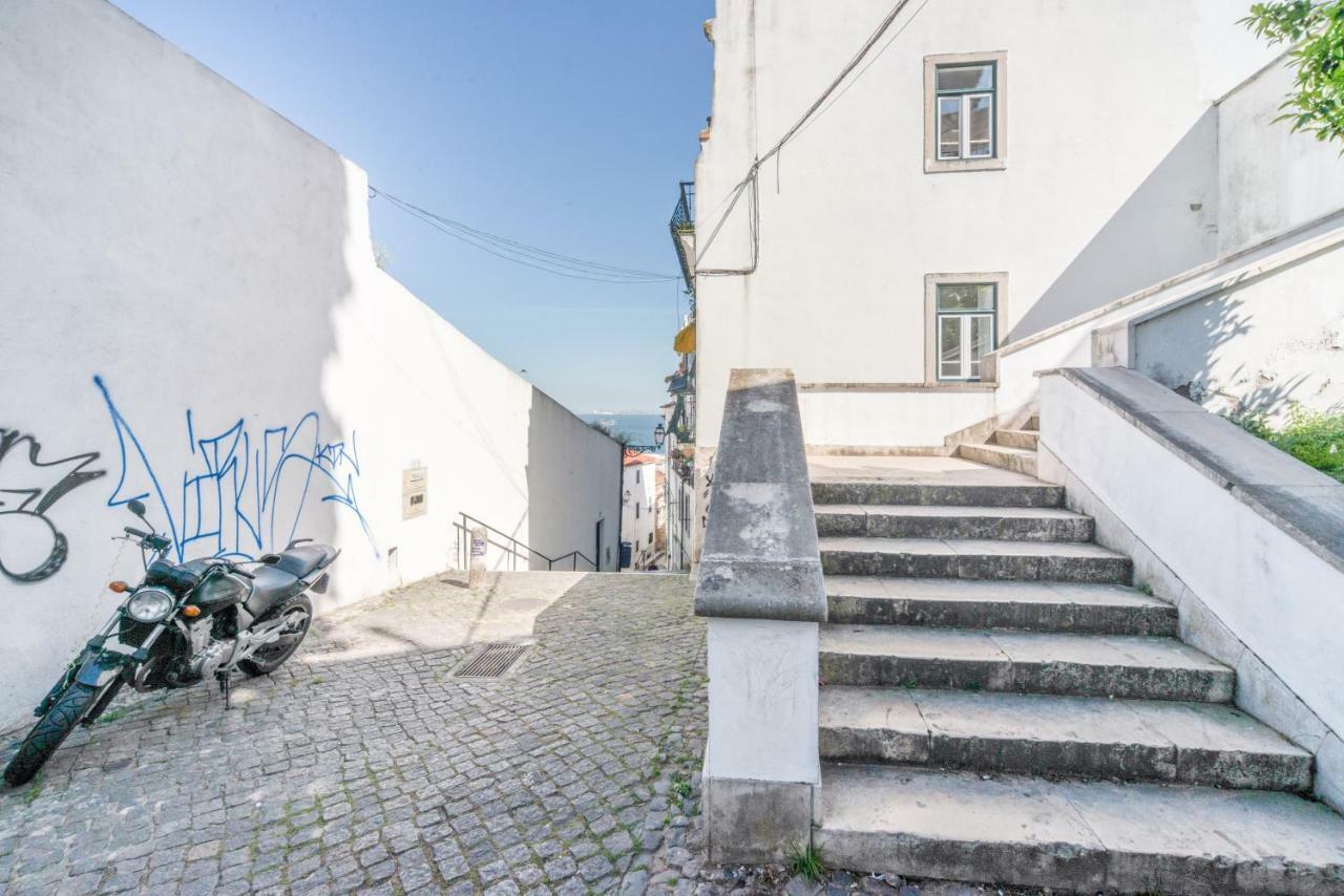 Alfama Lyfe Apartment Lisbon Luaran gambar